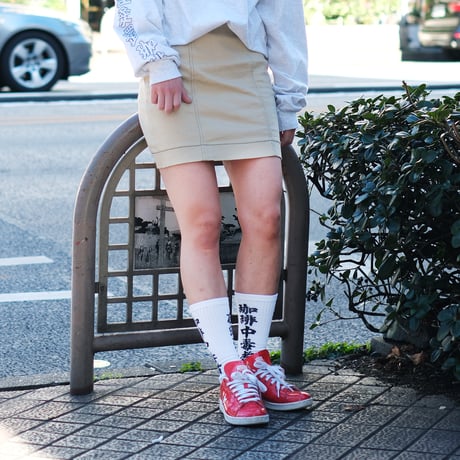 YOI YOI GION x TINY PARADISE COFFEE コラボスケーターソックス WH