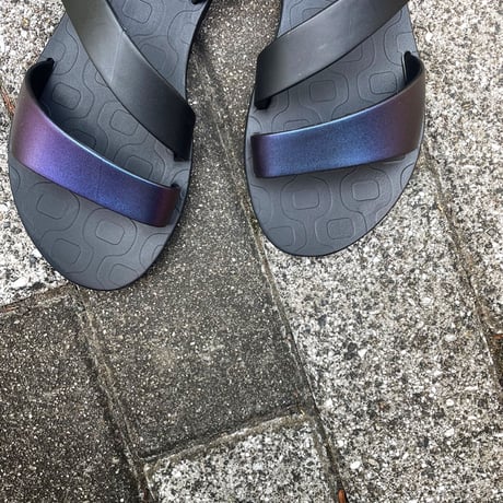 コンビ2ストラップ バックストラップ　ブラジルビーチサンダル