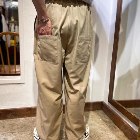 otoユニセックス タック美パンツ
