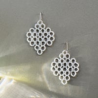 GON Yura Yura  pierced/earrings