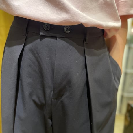 otoユニセックス タック美パンツ