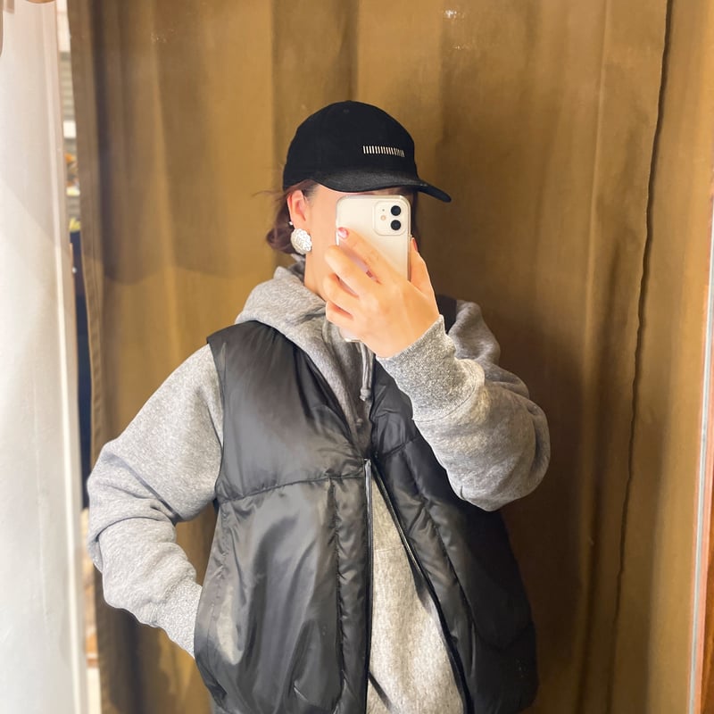 ビッグパネル Vネックダウンベスト | THE M.B