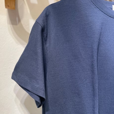 PARIS BERLIN 刺繍Tシャツ