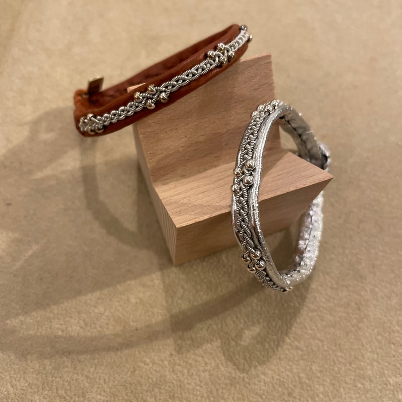 YOHEI NOGUCHI MB別注レザー ト4つぶ細ブレス | THE M.B