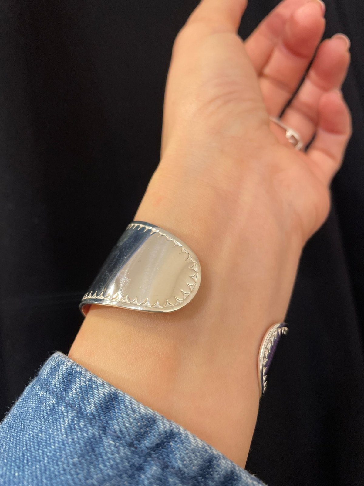 35,200入手困難 廃盤 レアNOAARK メンズ レディース ブレスレット NOAARK Bangle Mannykey 30㎜ | THE M.B