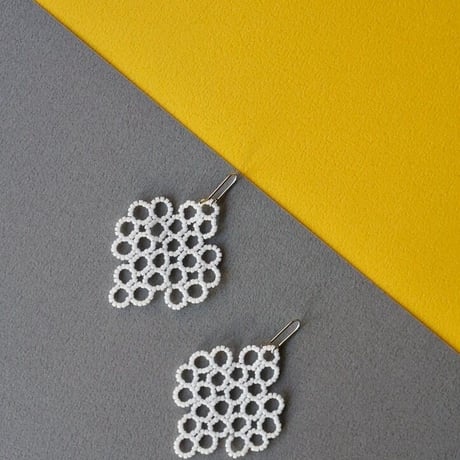 GON Yura Yura  pierced/earrings