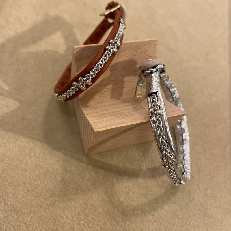 YOHEI NOGUCHI MB別注レザー ト4つぶ細ブレス | THE M.B