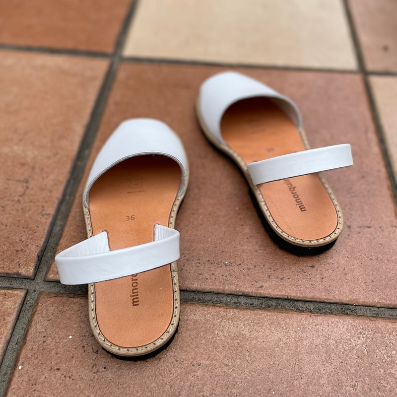 minorquines レザーバックストラップサンダル Women's | THE M.B minorquines レザーバックストラップサンダル Women's | THE M.B