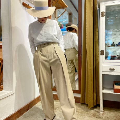otoユニセックス タック美パンツ