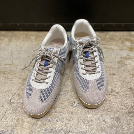 KARHU retro classic スニーカー
