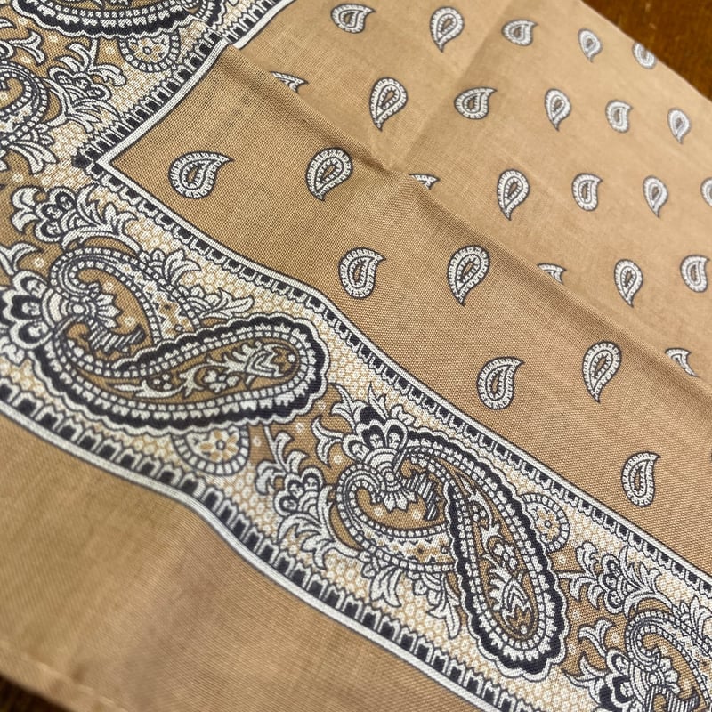 A.PRESSE アプレッセ ペイズリー バンダナ ハンカチ 楽天市場】made ペイズリー柄バンダナ ハンカチ 正方形 PAISLEYS