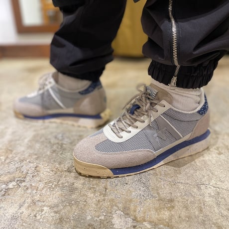 KARHU retro classic スニーカー