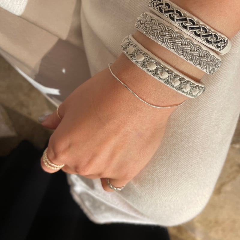 MB別注SILVER/TAN/WHITE/細ブレスレット中央つぶつぶ YOHEI