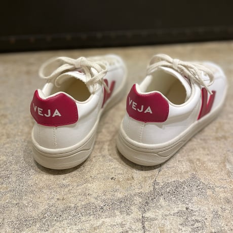VEJA シャドーロゴPINK