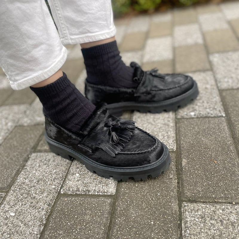 オールブラックハラコタッセルローファー | THE M.B