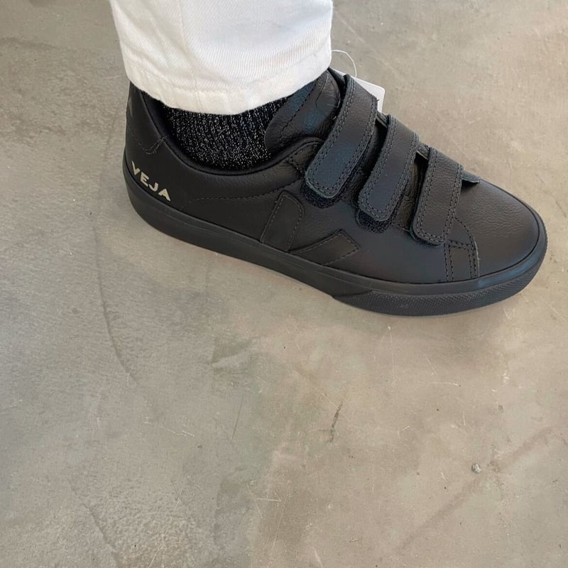 VEJA ベロクロ3ベルト オールブラック | THE M.B