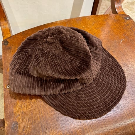 イギリス　ブリスバンモス　コーディロイCAP