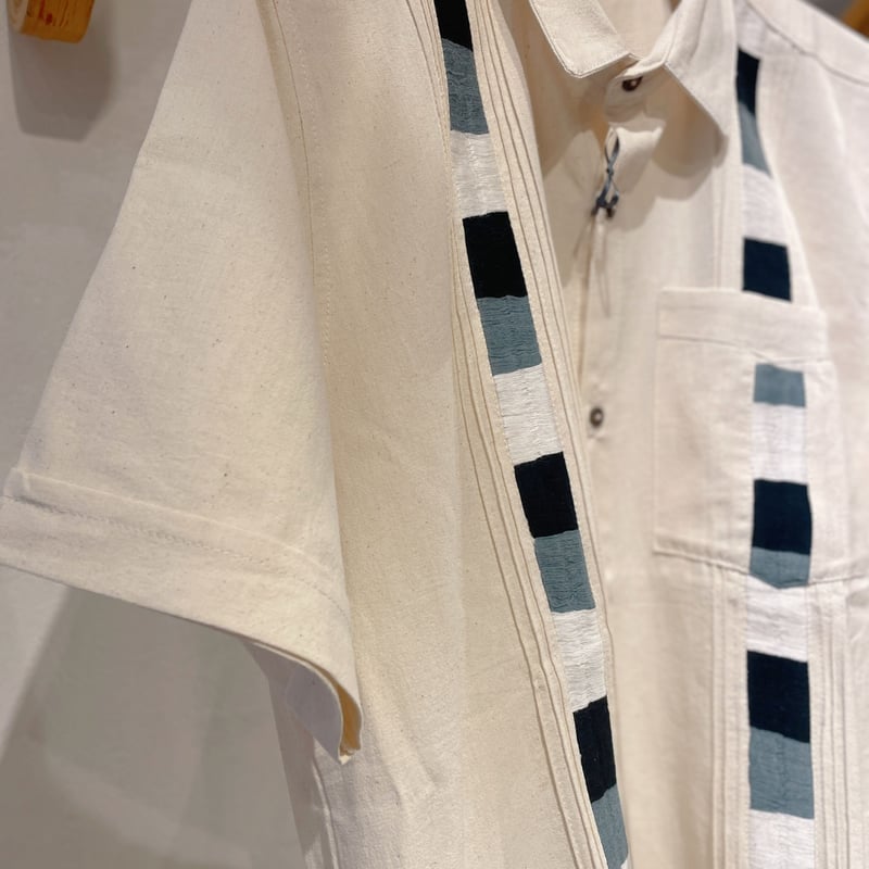 ABELES コットン手刺繍シャツ ABELES コットン手刺繍シャツ