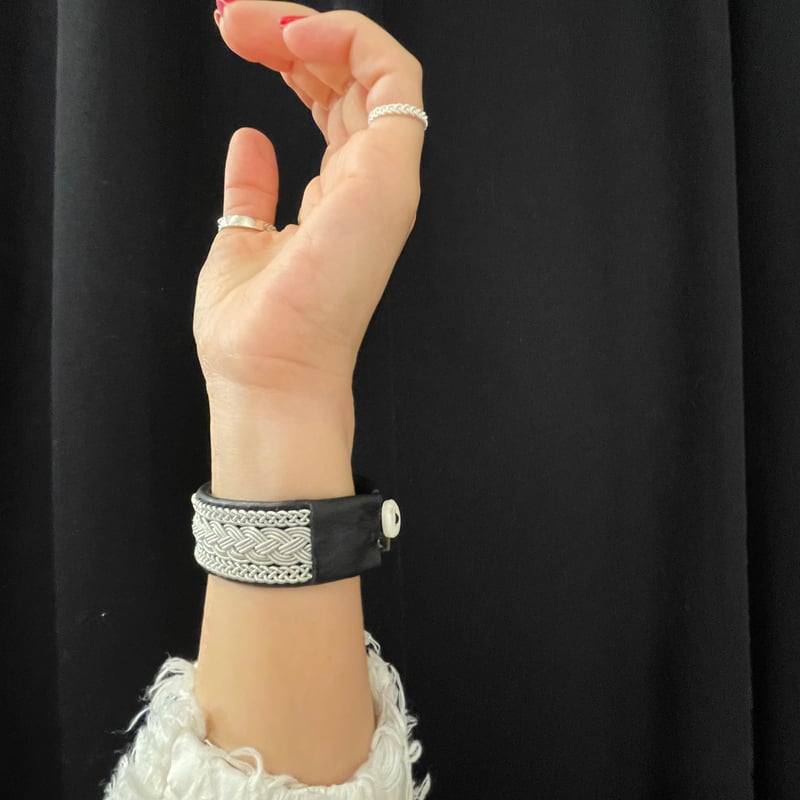 MB20周年別注 YOHEI NOGUCHI 3列ワイヤーブレスレット | THE M.B