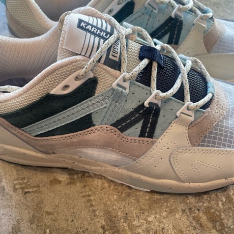 KARHU Fusion Limited WHITE/blue   /PINK