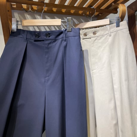 otoユニセックス タック美パンツ