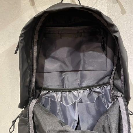 UK🇬🇧防水BACK PACK