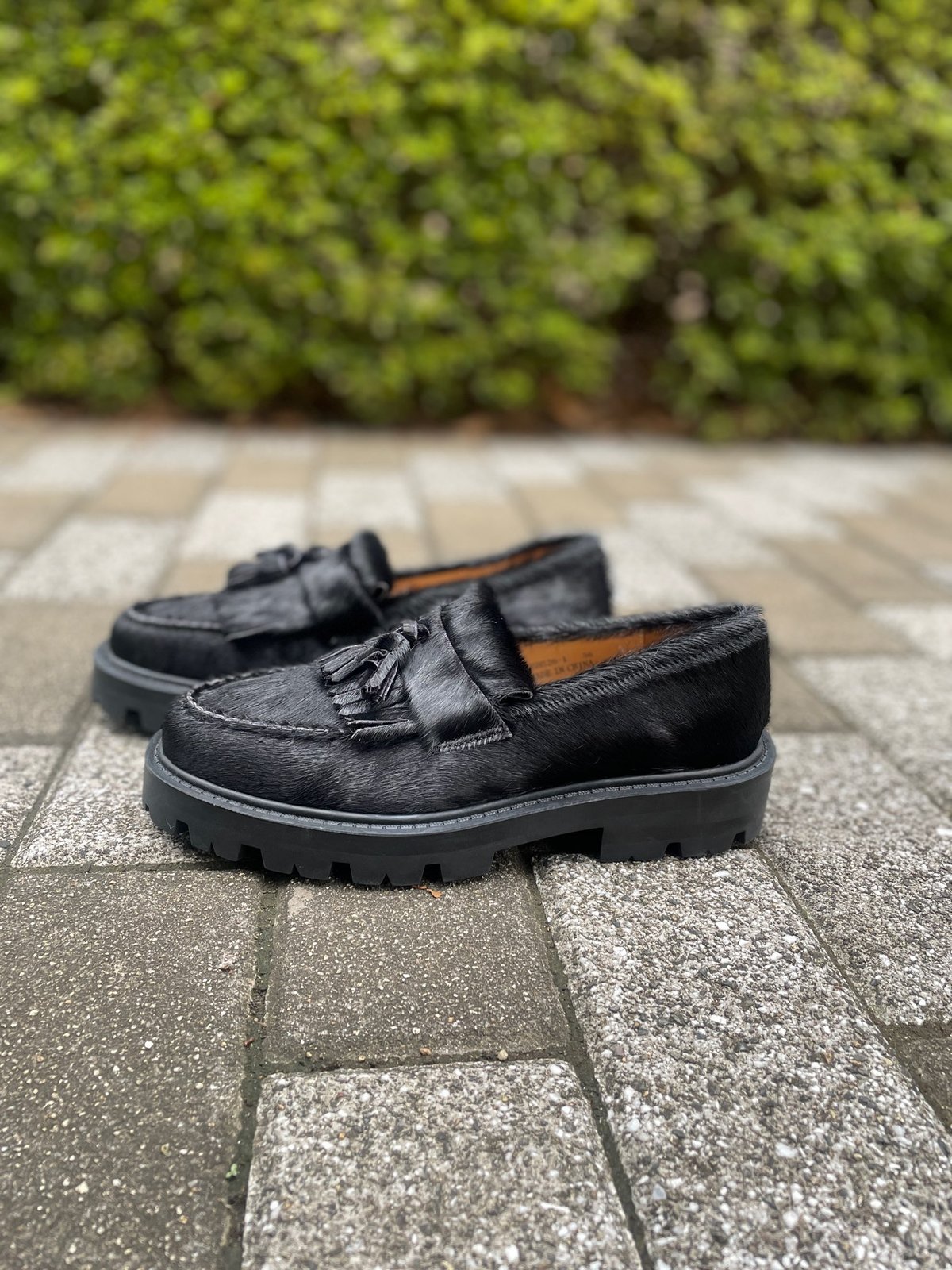 オールブラックハラコタッセルローファー | THE M.B