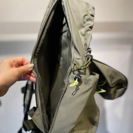 UK🇬🇧防水BACK PACK