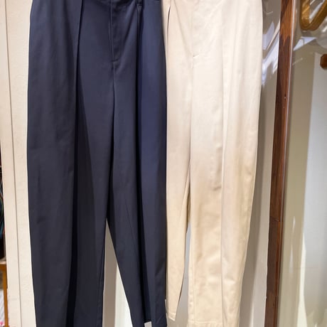 otoユニセックス タック美パンツ