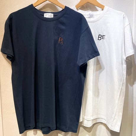 PARIS BERLIN 刺繍Tシャツ