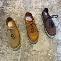 YOGI プレーントゥステッチモカシン