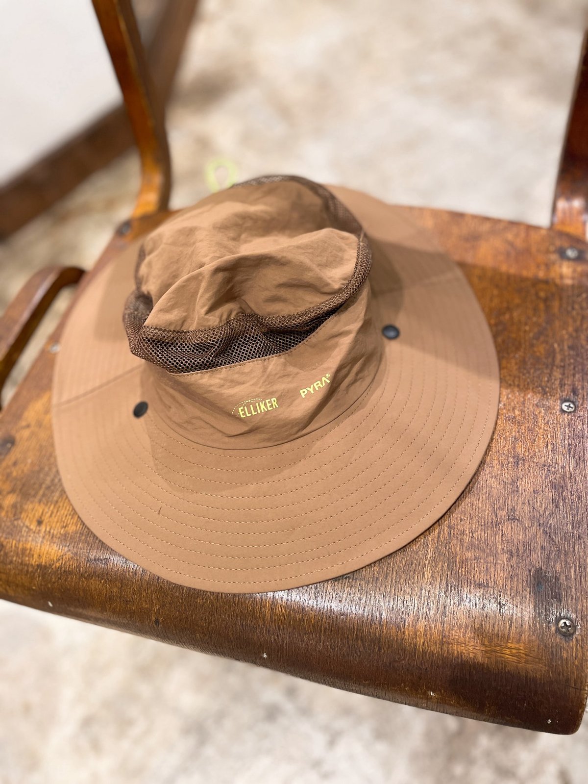 ネック＆フェイスカバー付きサファリHAT PYRA×ELLIKER 限定