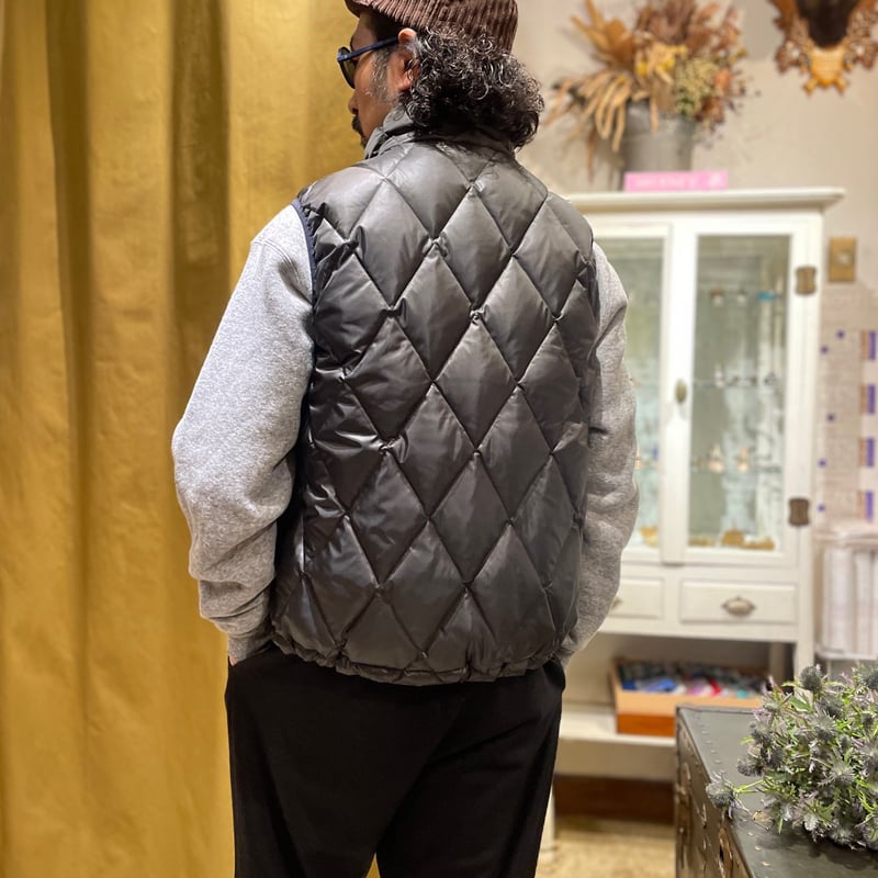 FEAT ダイヤキルティング 高機能ダウンベスト | THE M.B