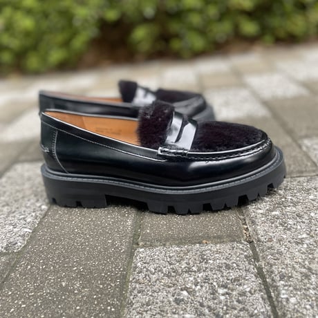 CATEGORY SHOES | THE M.B
