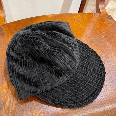 イギリス　ブリスバンモス　コーディロイCAP