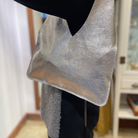ITALY  Leather  三角BAG
