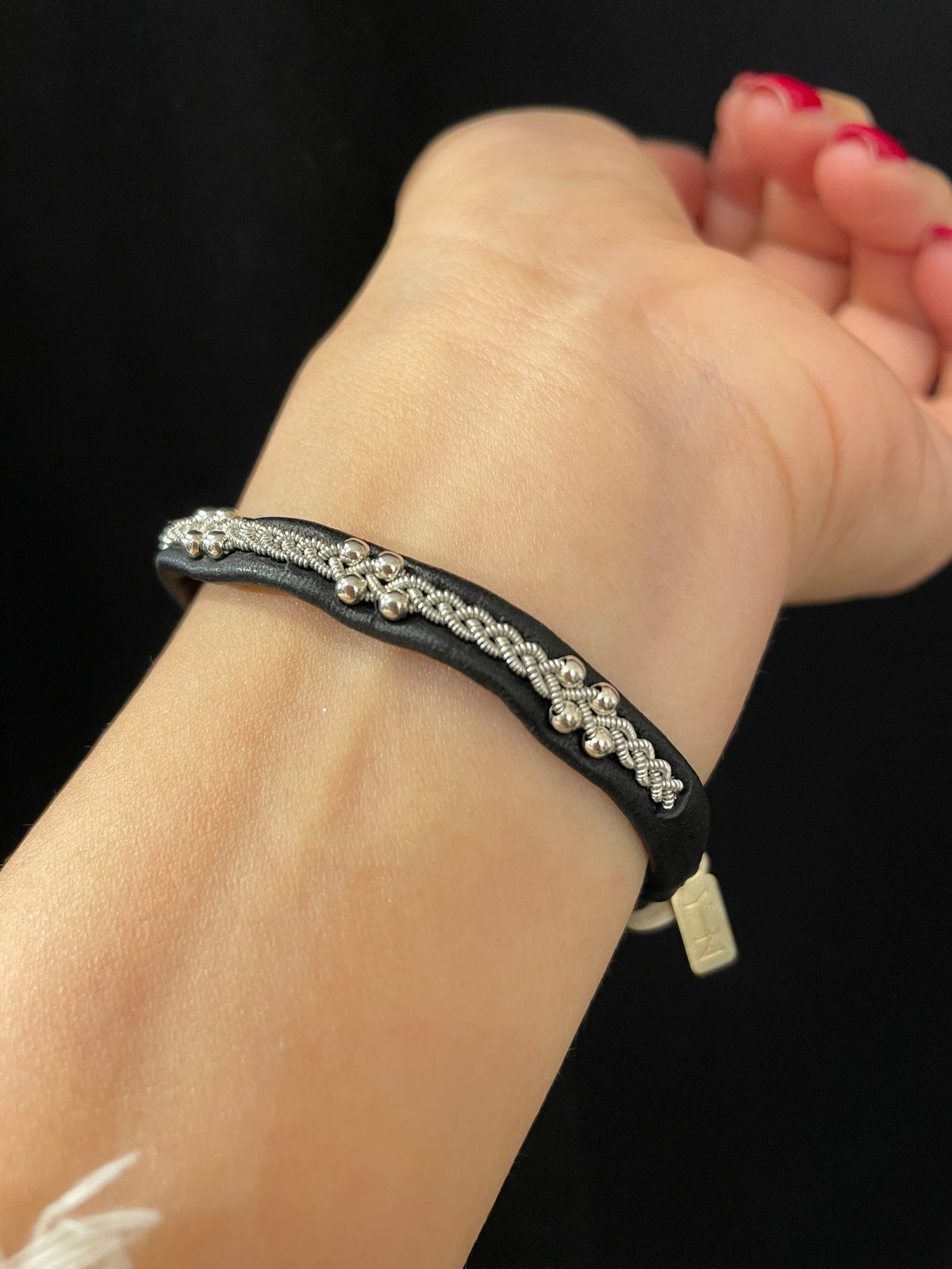 ▼YOHEI NOGUCHI レザー　ブレスレット　箱付き　美品 YOHEI NOGUCHI MB別注レザー ト4つぶ細ブレス | THE M.B