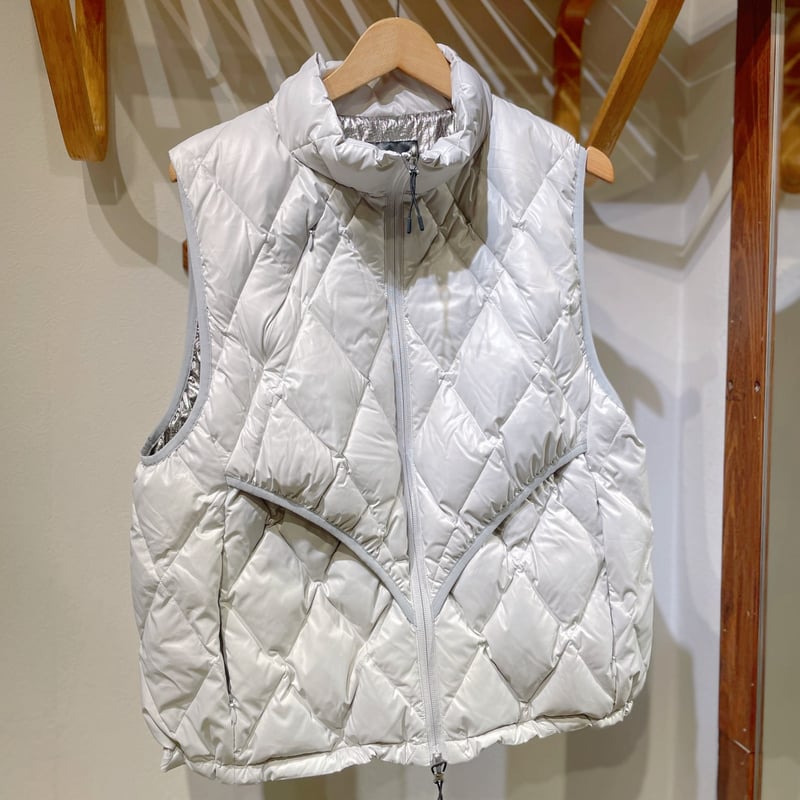 FEAT ダイヤキルティング 高機能ダウンベスト | THE M.B