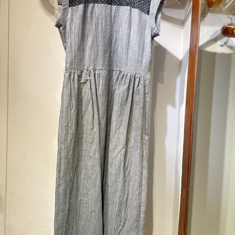 stella ciffon カットワークレースエアシアサッカーワンピース