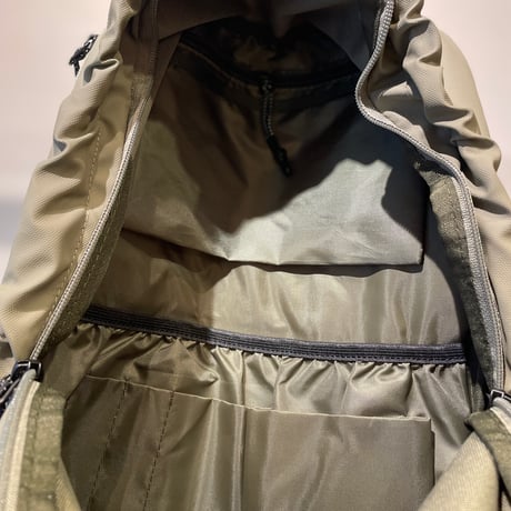 UK🇬🇧防水BACK PACK
