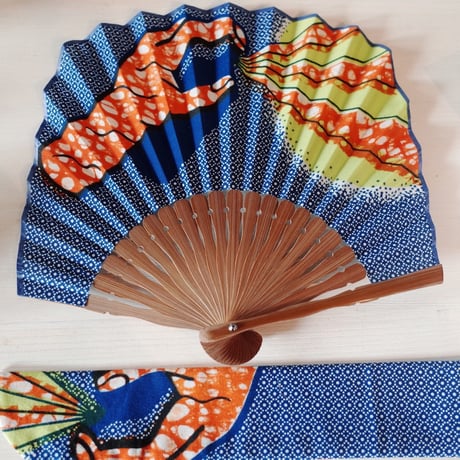 Sun miの扇子 手