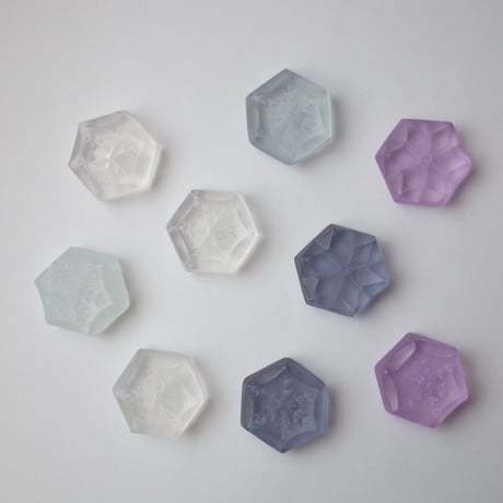 田 聡美／DEN Satomi「雪華香立」
