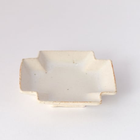 たくまポタリー／Takuma pottery「小皿 プラス」