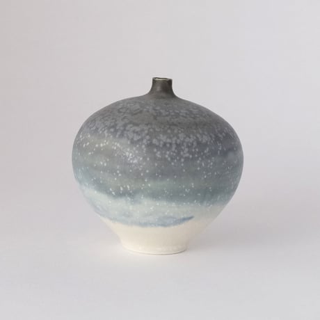 結城 彩／YUKI Aya「花器 青×白 小」