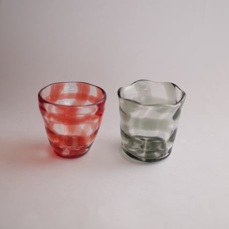 トリブーショイ硝子工芸舎／Tri Buŝoj Glass Art「おちょぼぐち」