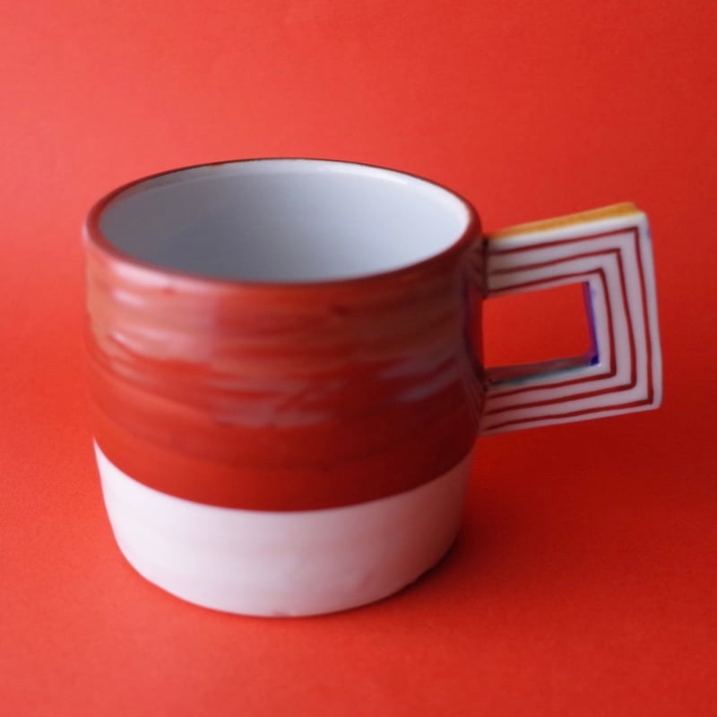赤いマグカップ レグザ 鮮やかなカラーに挑戦！ 「RYOTA AOKI POTTERY」第8弾はRED