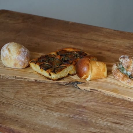 坂の上ベーカリー／Sakanoue Bakery「イタリアの坂の上ぱんセット」