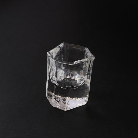 西山芳浩／NISHIYAMA Yoshihiro「角ぐいのみF」