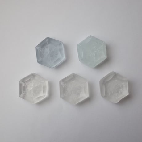 田 聡美／DEN Satomi「雪華香立」
