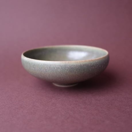 結城 彩／YUKI Aya「マル鉢 moss」